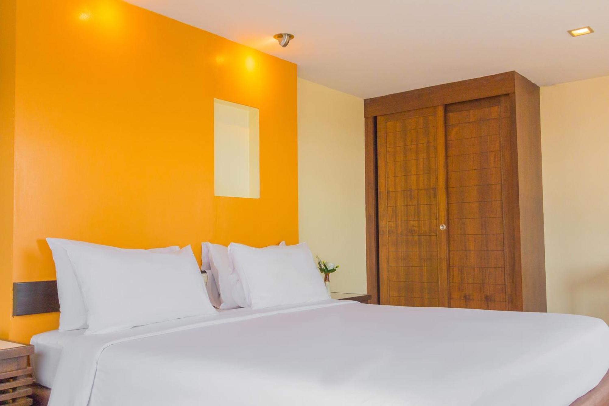 Mayflower Grande Hotel Chiang Mai Extérieur photo