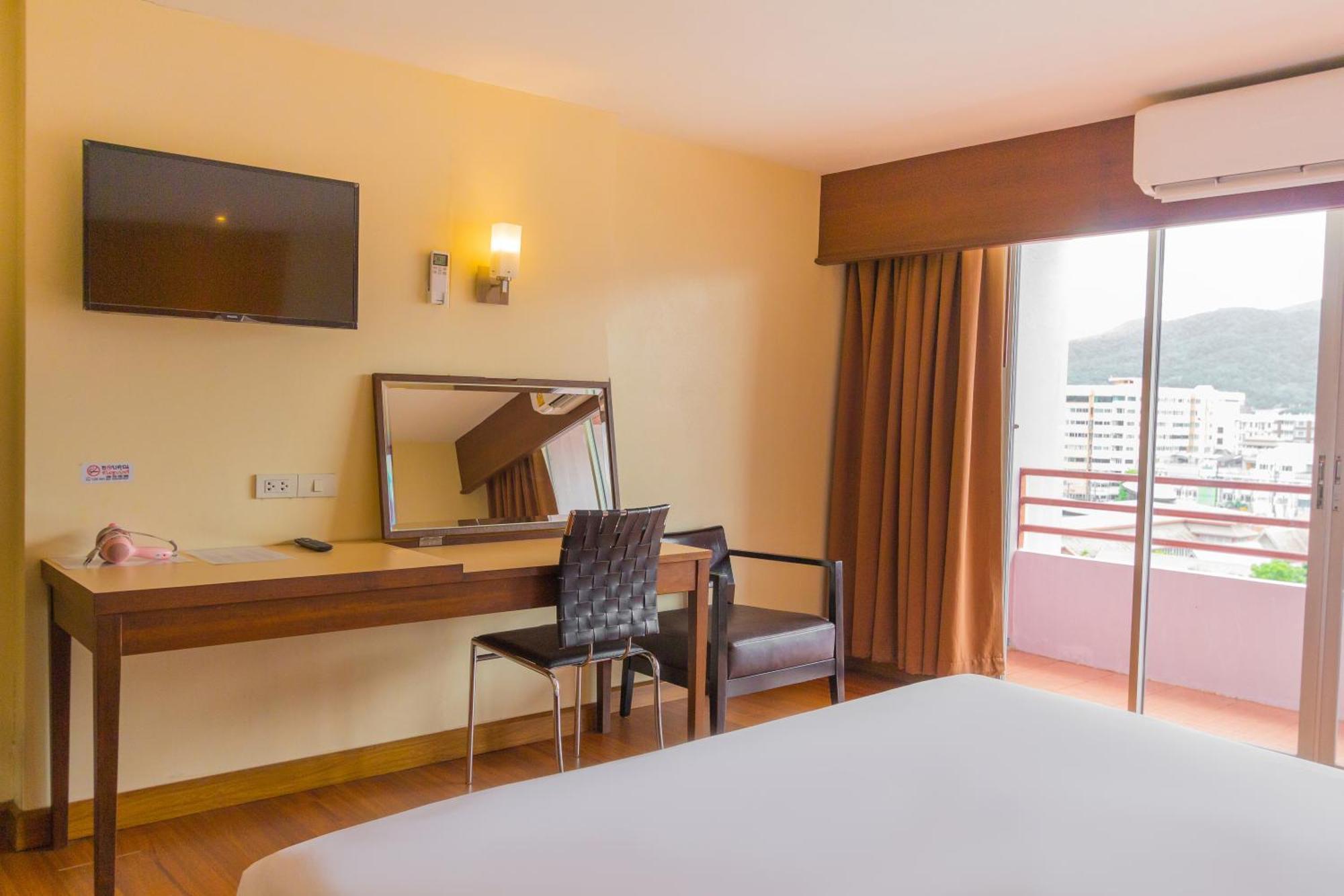 Mayflower Grande Hotel Chiang Mai Extérieur photo