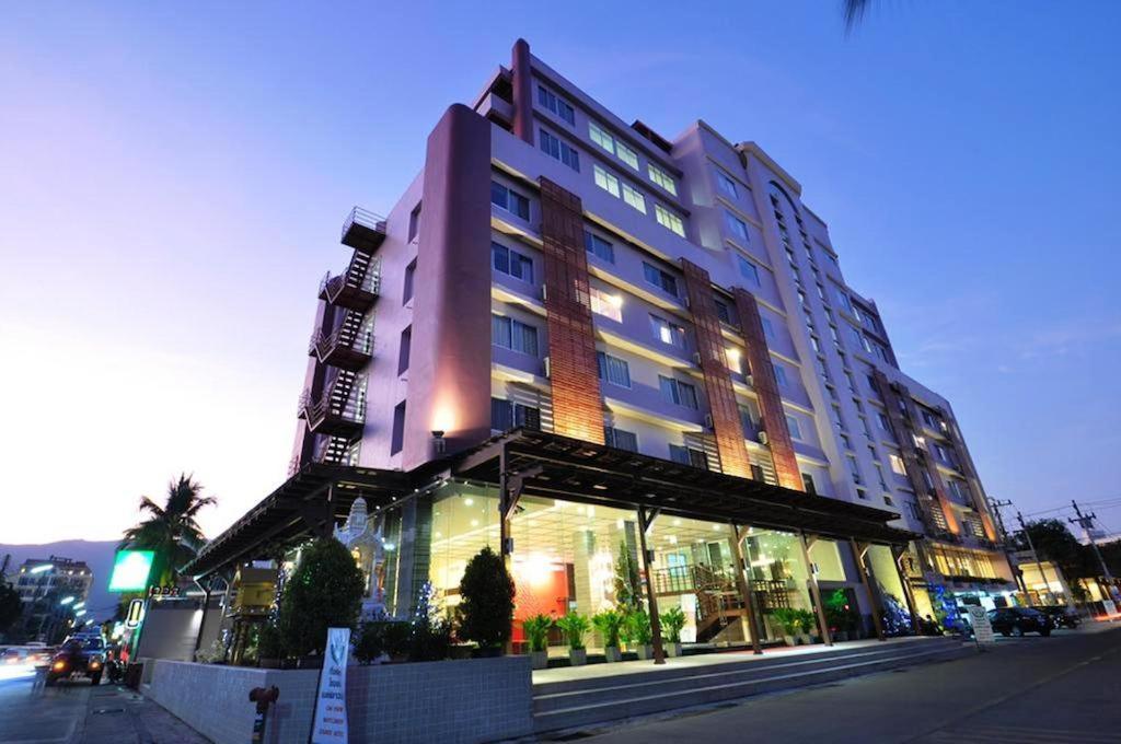 Mayflower Grande Hotel Chiang Mai Extérieur photo